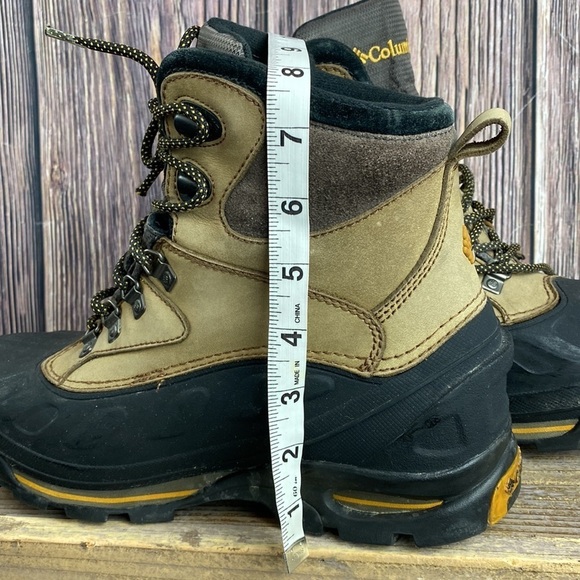 Columbia Men’s Bugabootoo- Size 9 - Picture 10 of 10